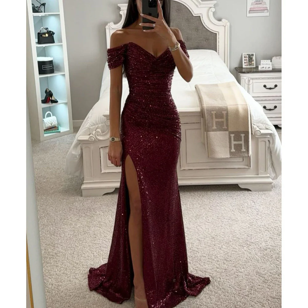 Off Shoulder Maxi Jurk – Pailletten & Hoge Split