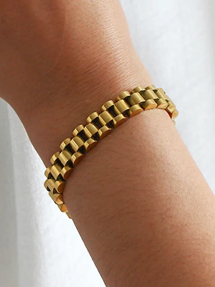 Dames armband met brede schakels – Bandstijl schakelarmband met matte afwerking