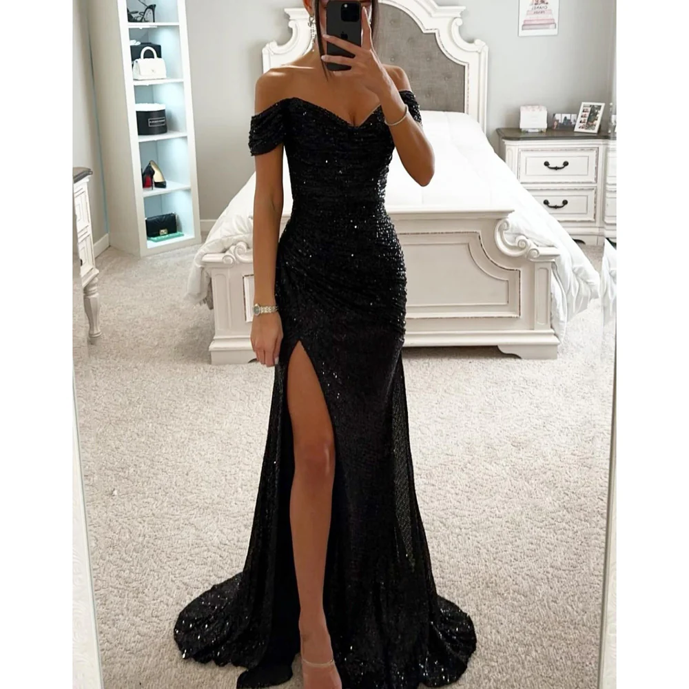 Off Shoulder Maxi Jurk – Pailletten & Hoge Split