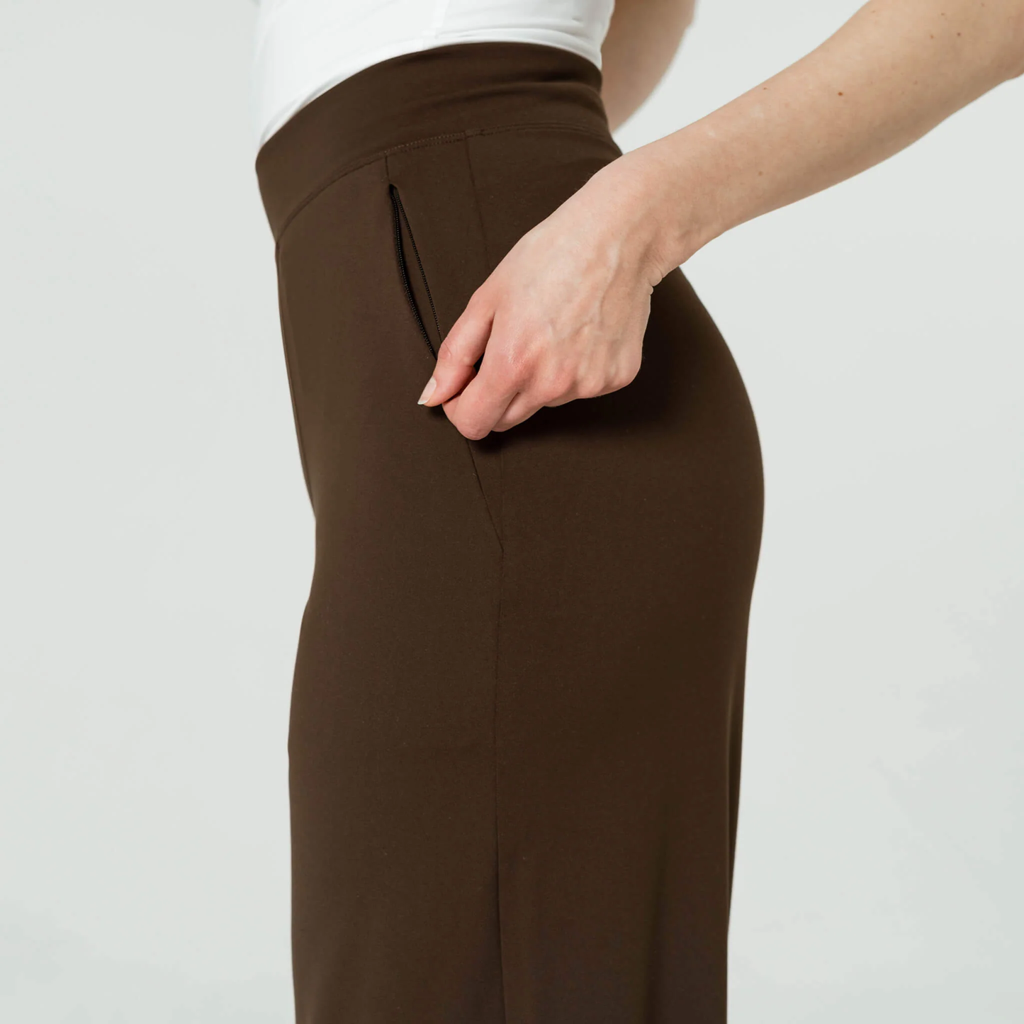 High-Waist Pantalon met Wijde Pijpen – Elastische Tailleband