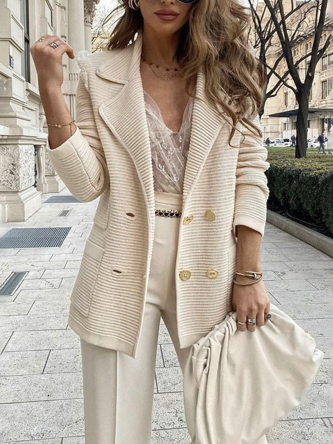 Gebreide Damesblazer – Dubbelrijig met Zakdetails