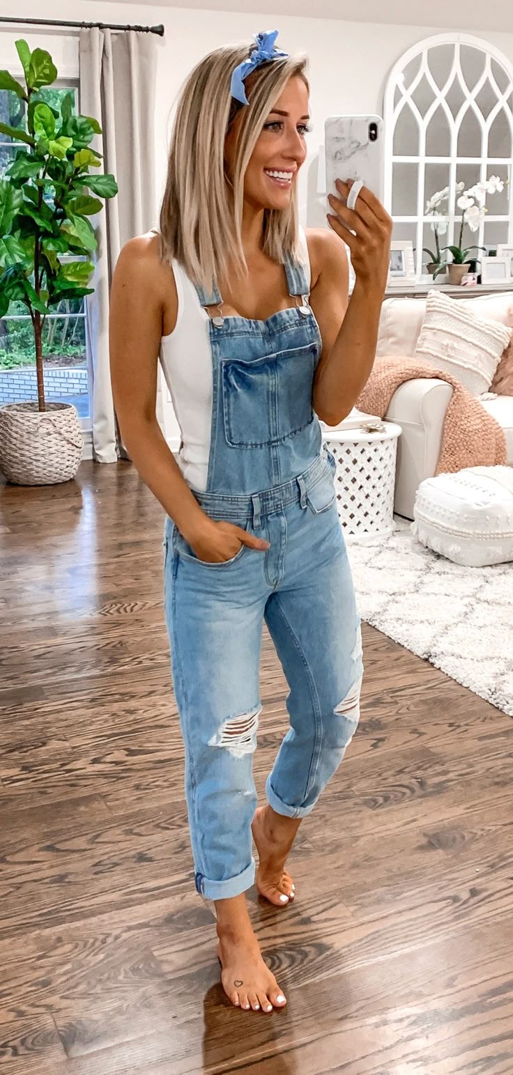 Dames Tuinbroek – Casual Denim Overall met Scheuren en Verstelbare Bandjes