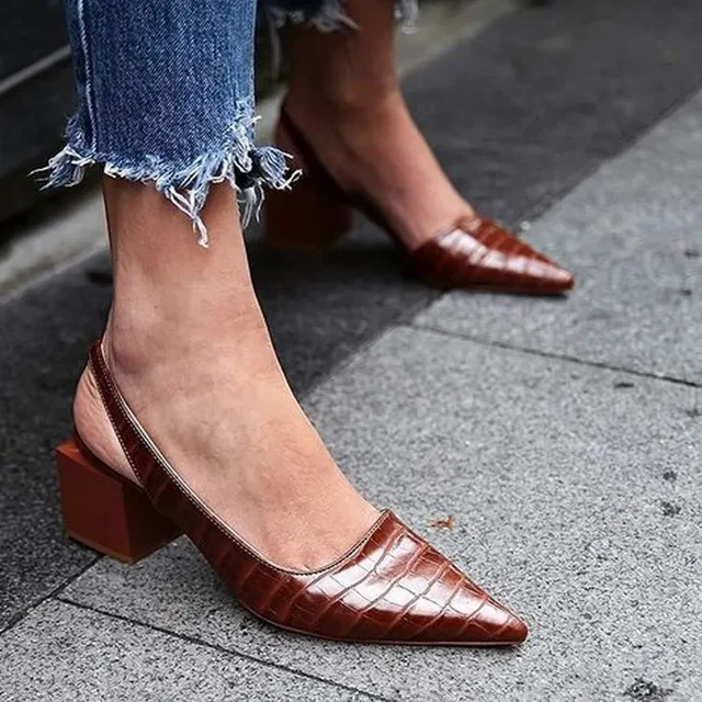 Dames slingback hakken – Puntige neus met blokhak en krokodillenstructuur