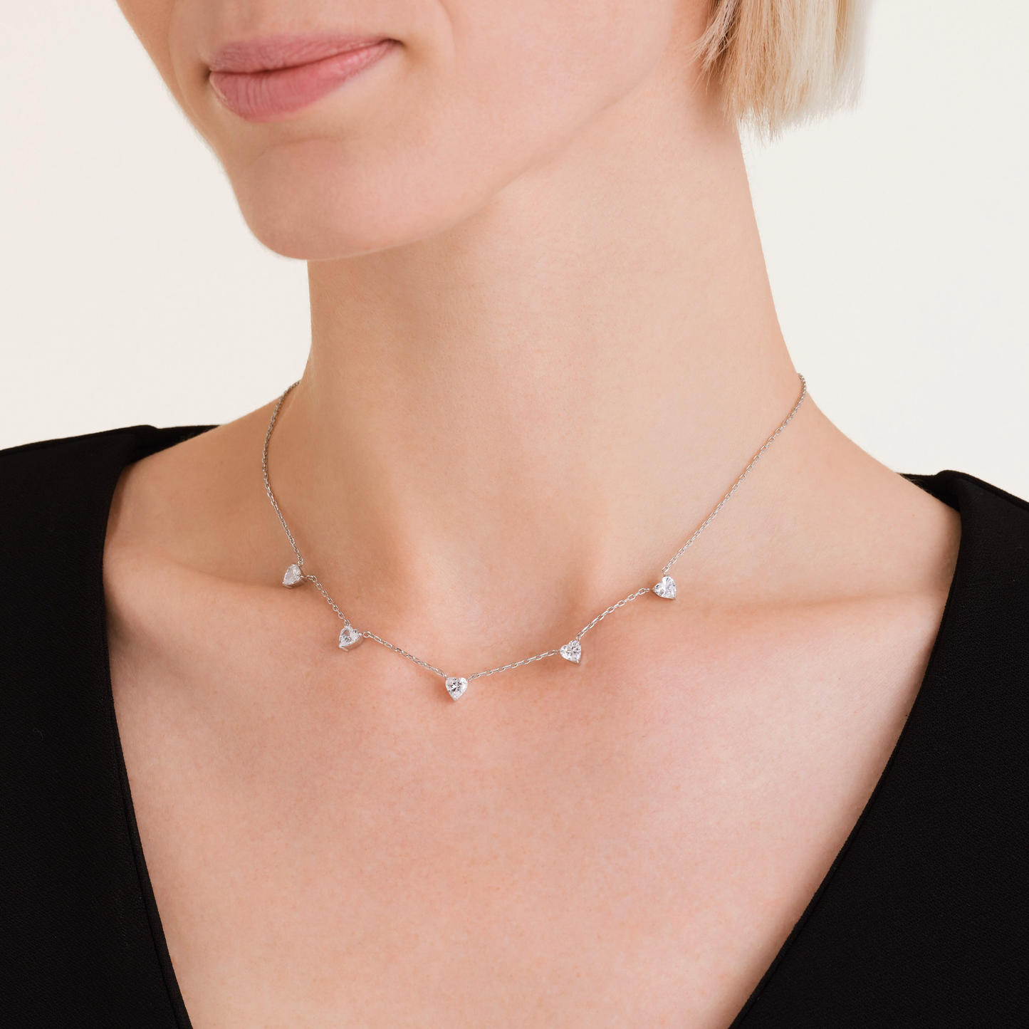 Dames Ketting – Halsketting met Hartvormige Zirconia Steentjes