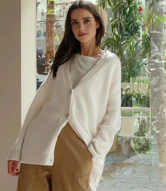 Dames gebreid vest – Losvallend model met knoopsluiting