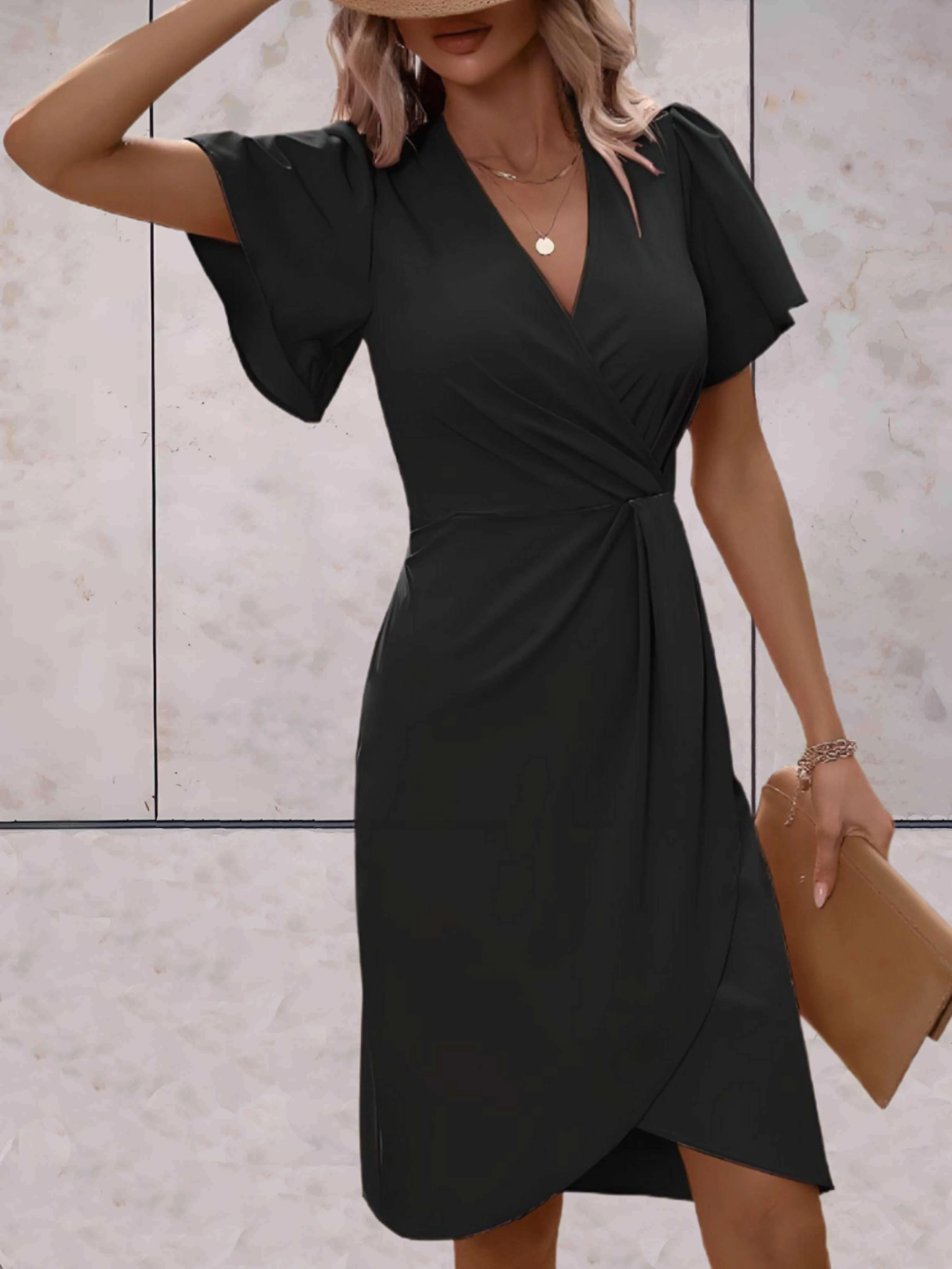 Wikkeljurk met V-Hals – Elegante Midi met Vlindermouwen