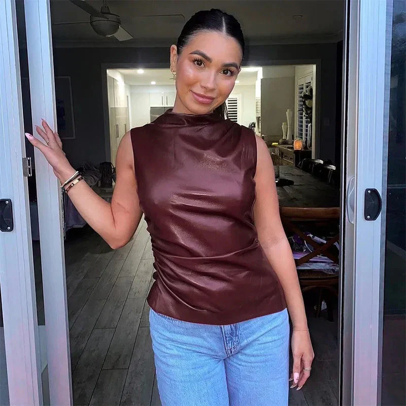 Mouwloze vegan leren top – Elegante look met moderne edge