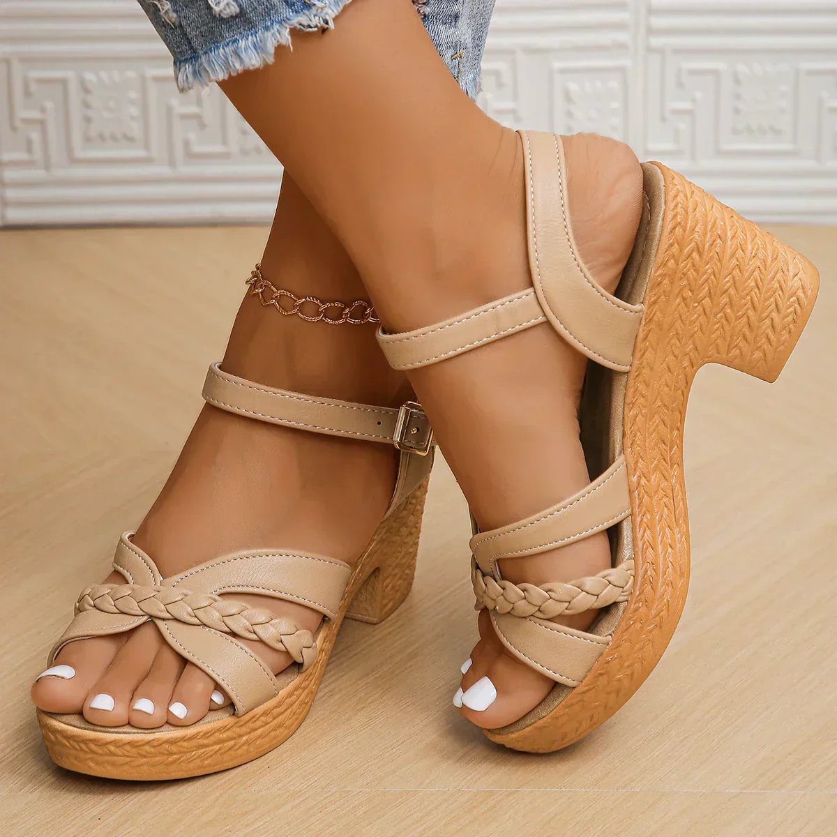 Dames Sandalen met Hoge Hak - Gevlochten Teensandalen met Riemsluiting