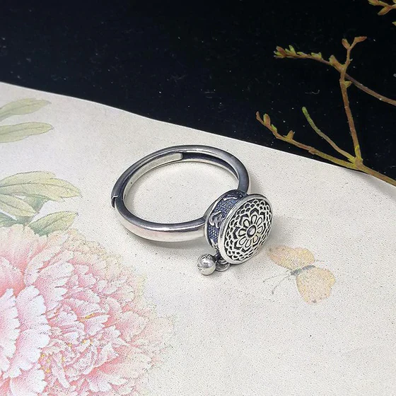 Dames Ring – Verstelbare Mantra Ring met Gravure en Hanger