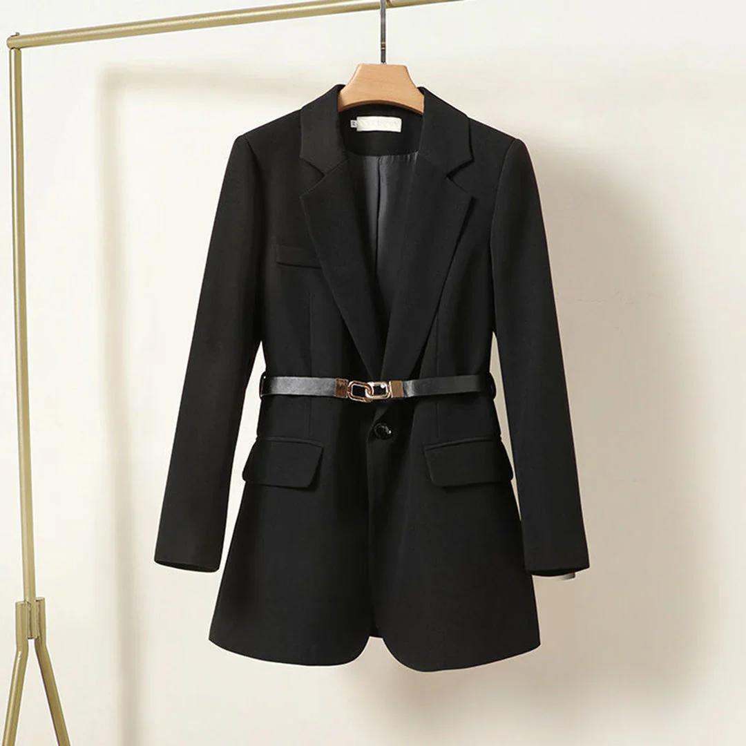 Damesblazer met ceintuur – Getailleerd model met reverskraag