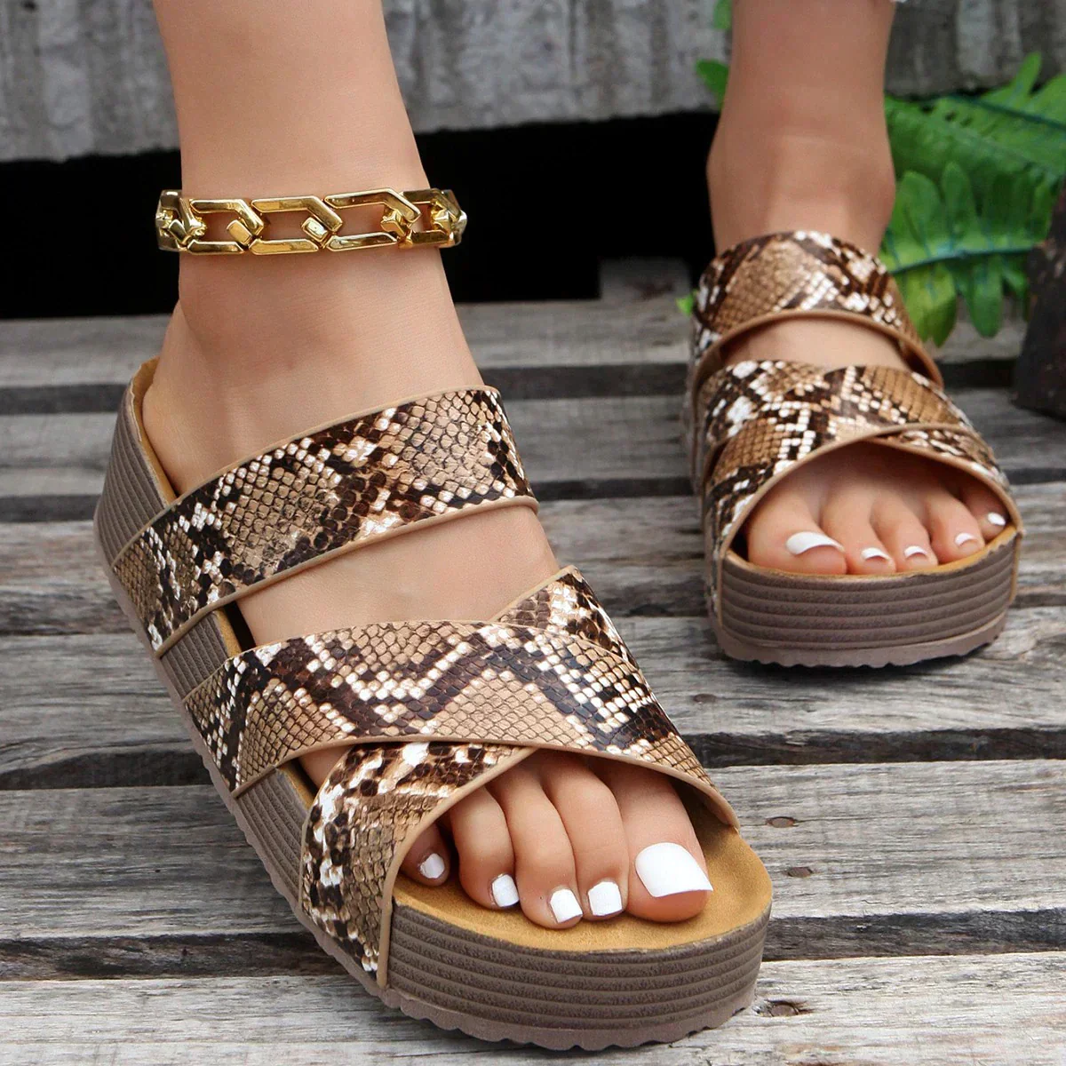 Dames Instapsandalen – Gevlochten Plateau Slippers met Kruisbanden