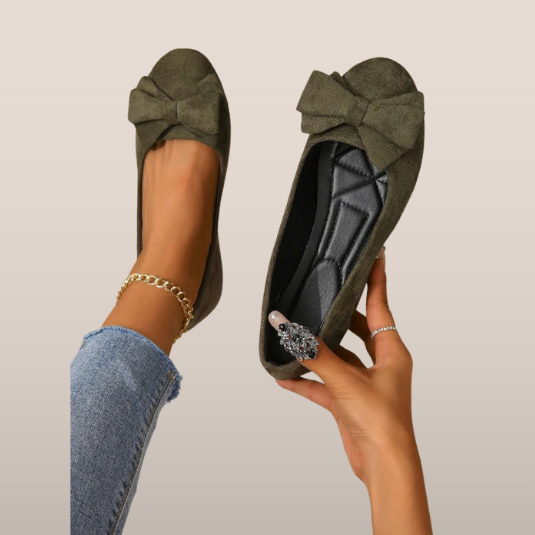 Noa – Suède Ballerina met Strikdetail