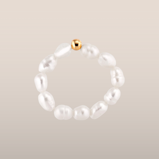 Dames ring – Elastische ring met onregelmatige parels en metalen detail