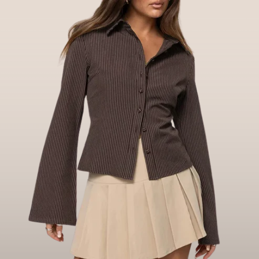 Celeste – Getailleerde Blouse met Uitlopende Mouwen