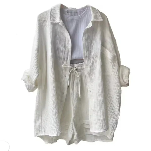 Nina – Luchtig Setje met Knoopshirt en Short