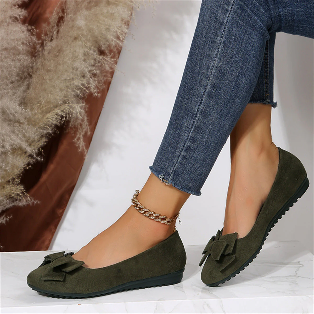 Noa – Suède Ballerina met Strikdetail
