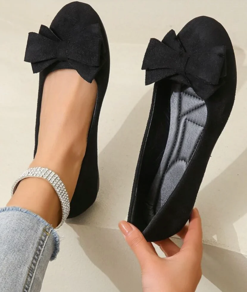 Noa – Suède Ballerina met Strikdetail