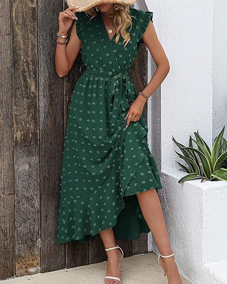 Maxi-jurk met structuurstof en ruches – Elegante zomerjurk met V-hals en strikceintuur