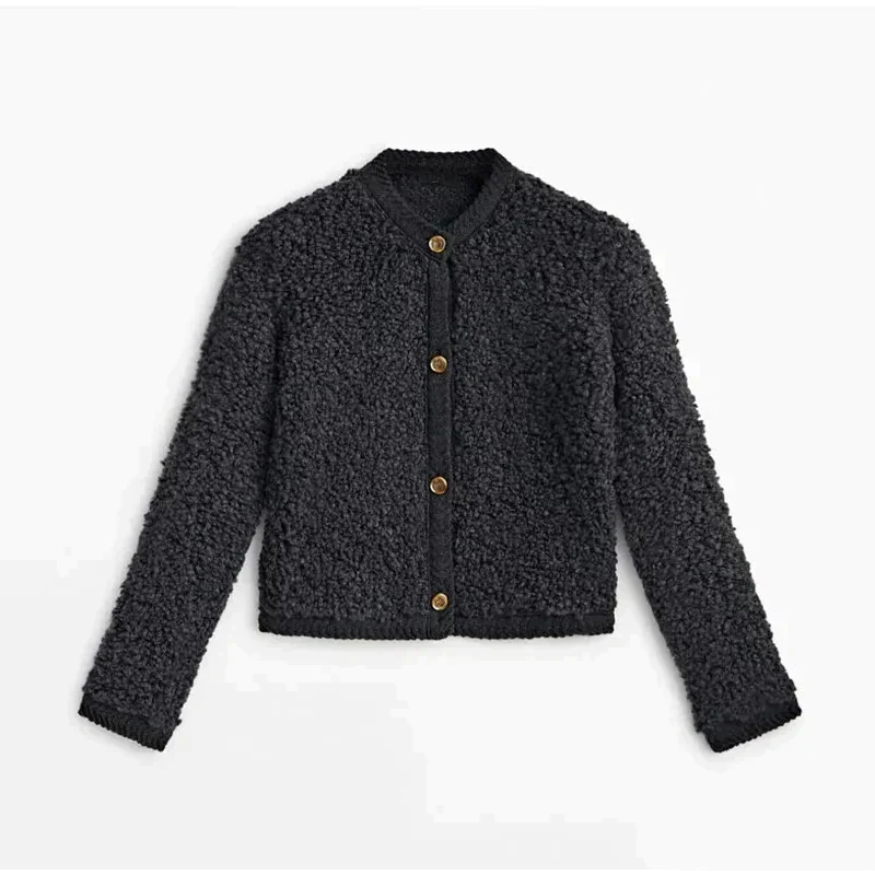 Tess – Teddy Vest met Goudkleurige Knopen