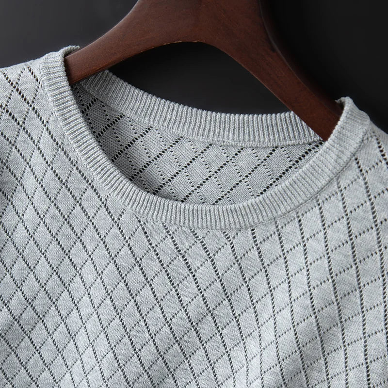 Vic – Fijngebreide T-Shirt met Diamantpatroon