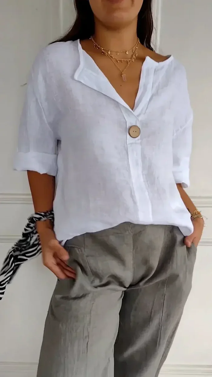 Zina – Linnen Blouse met Knoopdetail