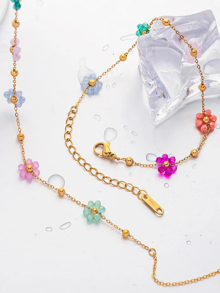 Dames ketting met kralenbloemen – Fijne ketting met kleurrijke bloemdetails
