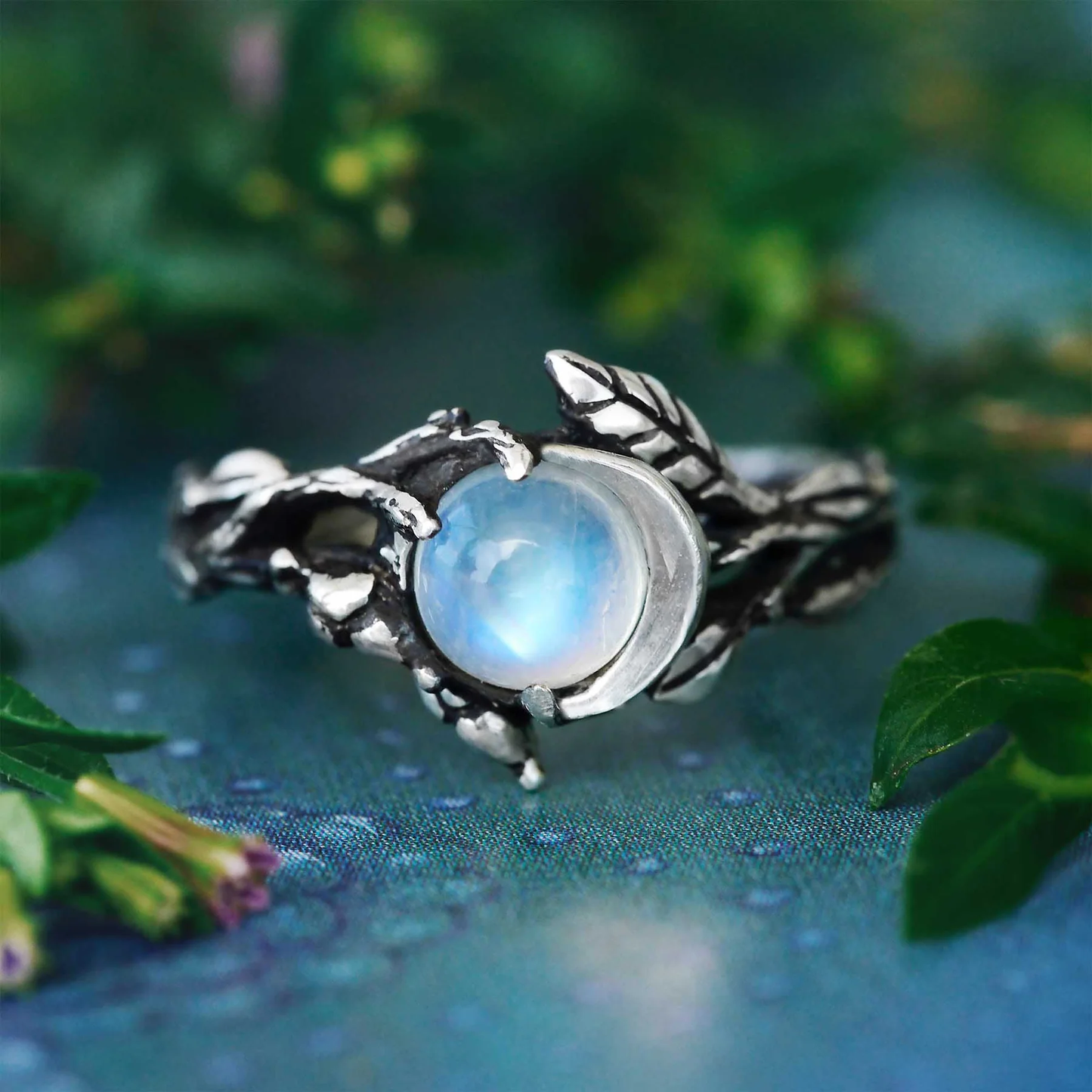 Dames Ring – Maansteen met Dubbele Maansikkel