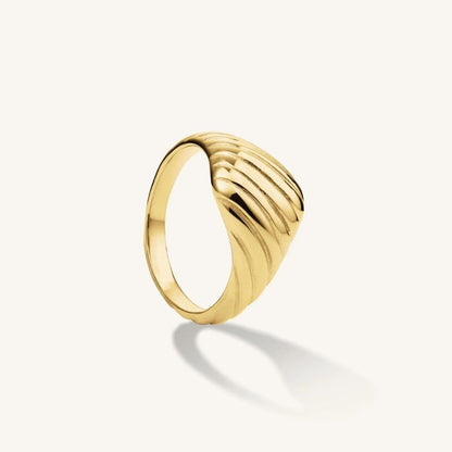 Dames Ring – Brede Geribbelde Band met Golvend Patroon