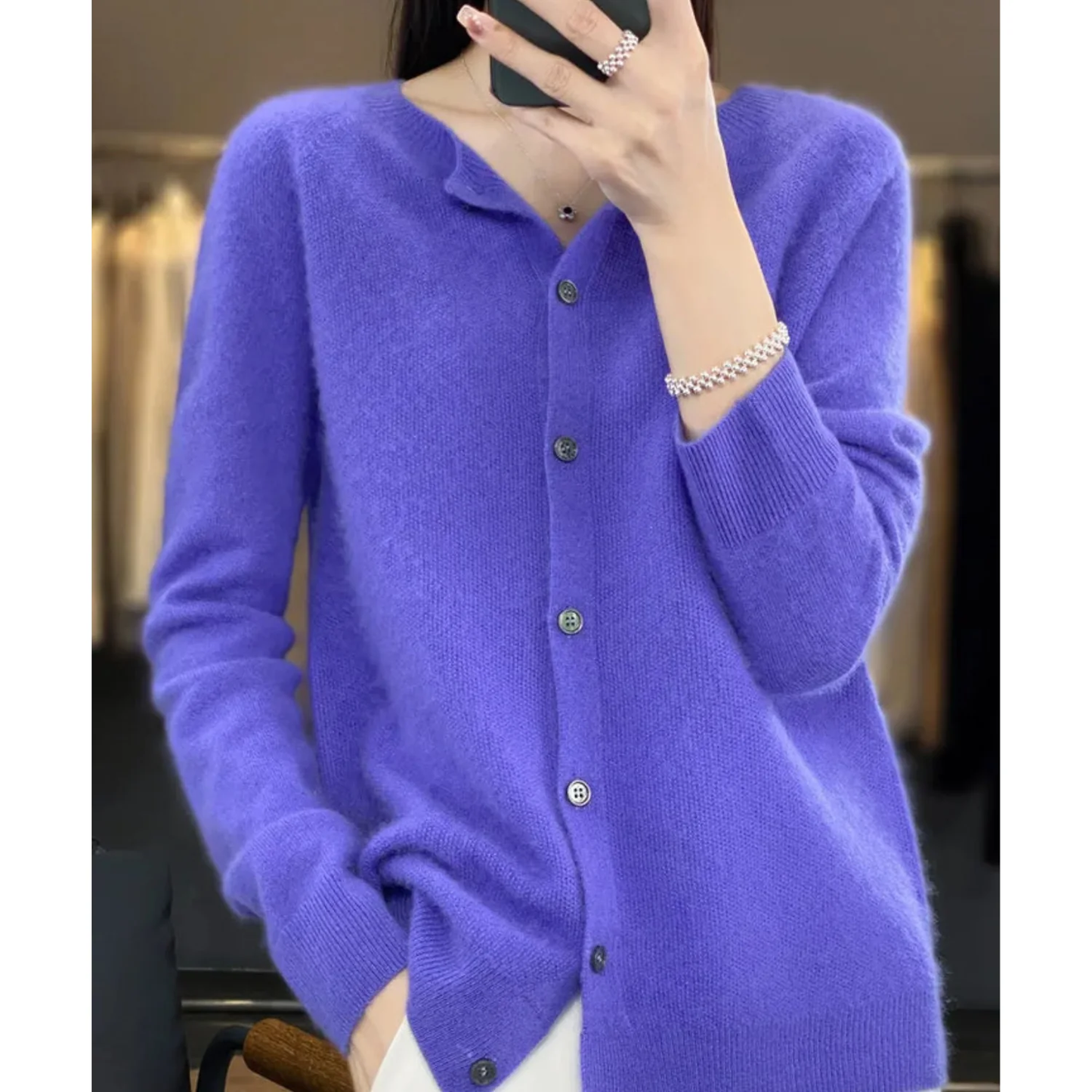 Gebreide Cardigan met Knopen – Zachte Trui met V-Hals