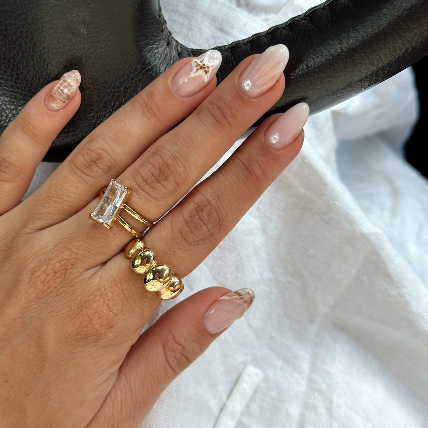 Dames Ring – Volronde Segmentstructuur