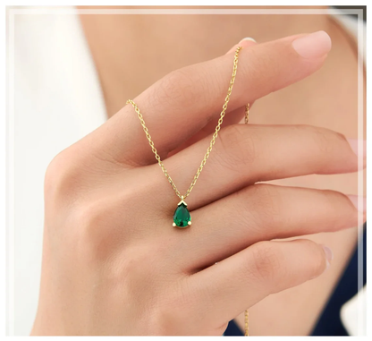 Dames Ketting – Fijne Ketting met Druppelvormige Groene Steen