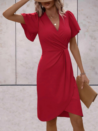 Wikkeljurk met V-Hals – Elegante Midi met Vlindermouwen