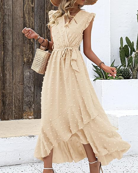 Maxi-jurk met structuurstof en ruches – Elegante zomerjurk met V-hals en strikceintuur