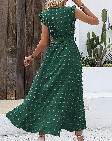 Maxi-jurk met structuurstof en ruches – Elegante zomerjurk met V-hals en strikceintuur