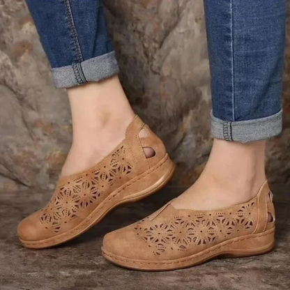 Dames instapschoenen met geperforeerd motief – Luchtige schoenen met gesloten hiel