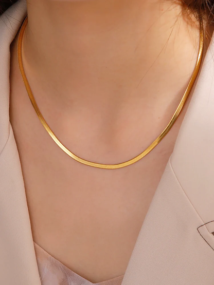 Dames ketting met platte slangenschakel – Verstelbare ketting met 18K coating