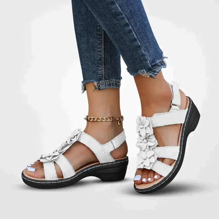 Vrouwen Sandalen - Bloemendetail - Klittenbandsluiting - Verhoogde Zool