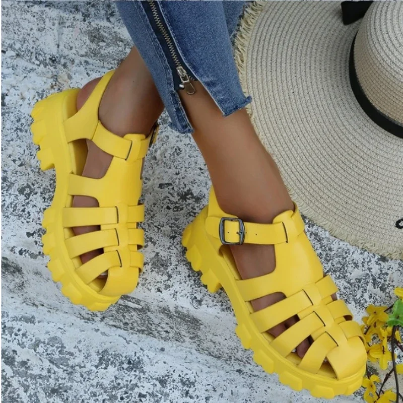 Dames Chunky Sandalen - Open Teensandalen met Hoge Zool en Riemsluiting