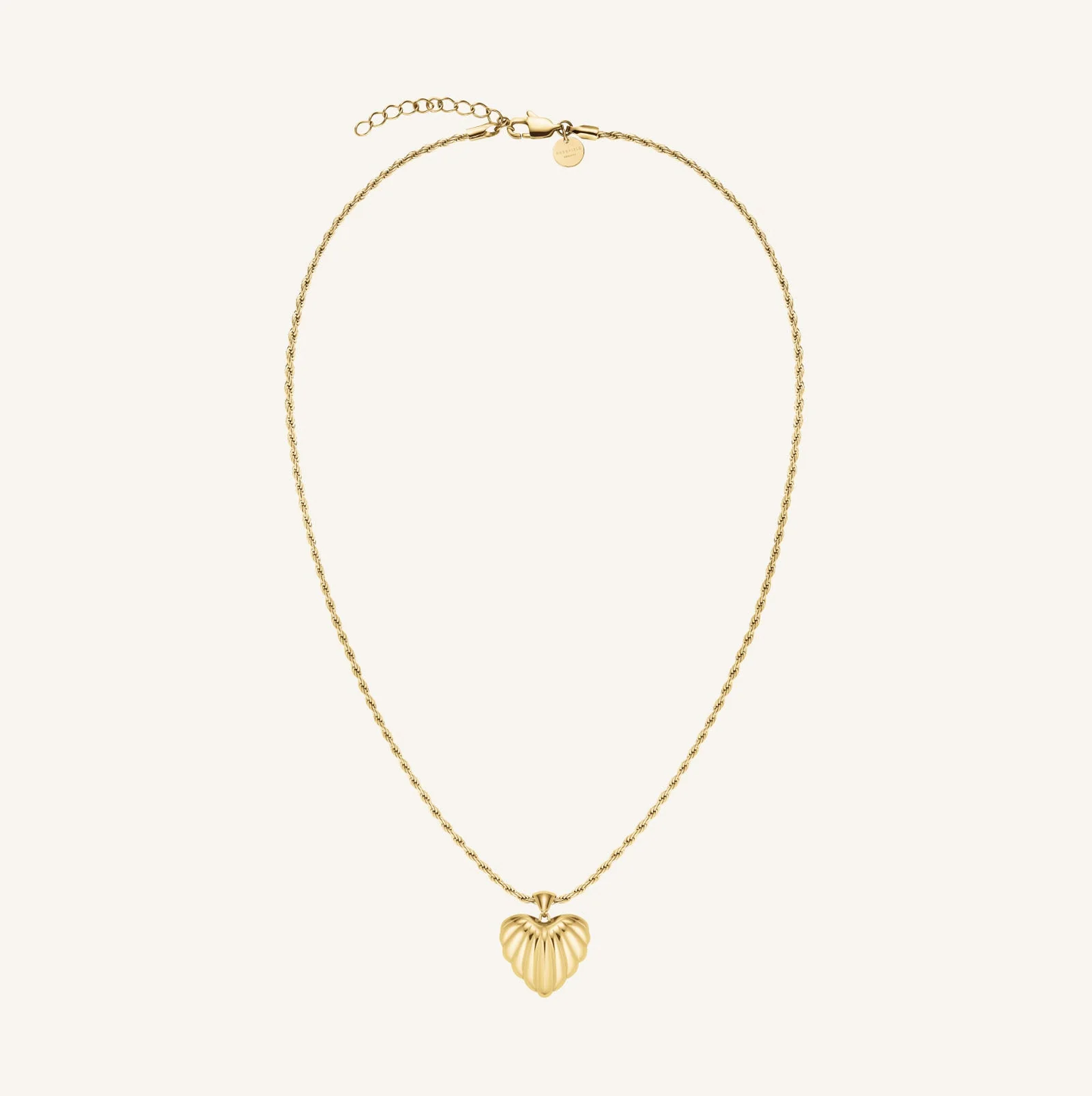 Dames ketting met geribbelde hartvormige hanger – Ronde schakelketting met opvallend middenstuk