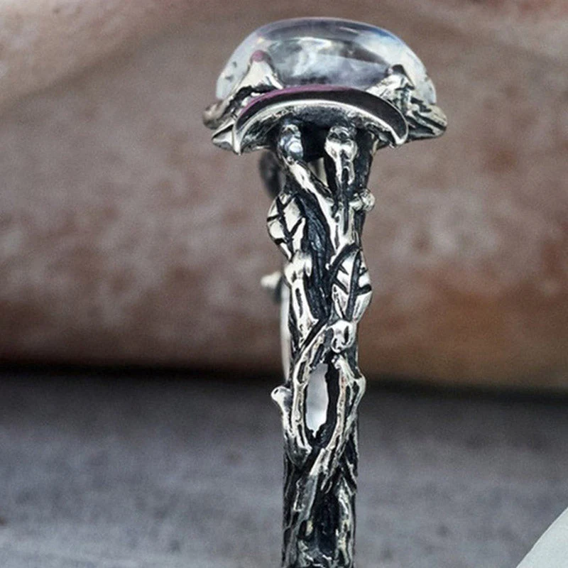 Dames Ring – Maansteen met Dubbele Maansikkel