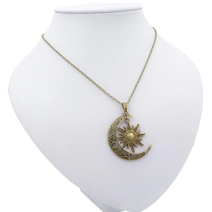 Dames Ketting – Zon en Maan Hanger met Filigraan Detail