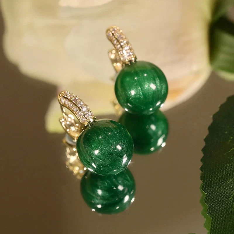 Dames Oorbellen – Glanzende Groene Steen met Zirkonia Afwerking