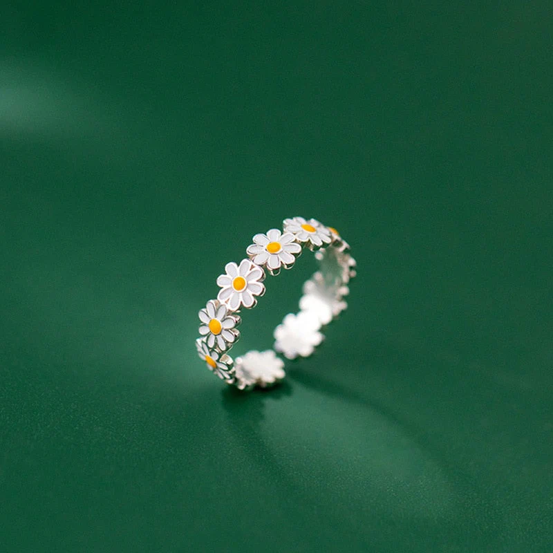 Dames Ring – Bloemendesign met Madeliefmotief