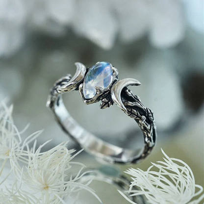 Dames Ring – Maansteen met Dubbele Maansikkel