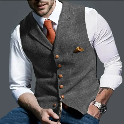 Herenvest met klassieke knoopsluiting – Formele look met borstzakdetail