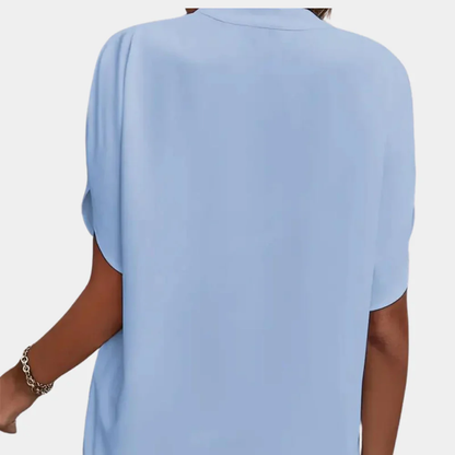 Blouse met V-hals en Korte Mouwen – Minimalistische Elegantie voor Elke Dag