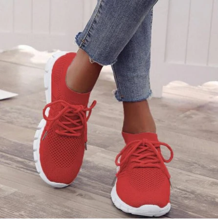 Dames sneakers met mesh bovenwerk – Lichtgewicht sportschoenen met vetersluiting