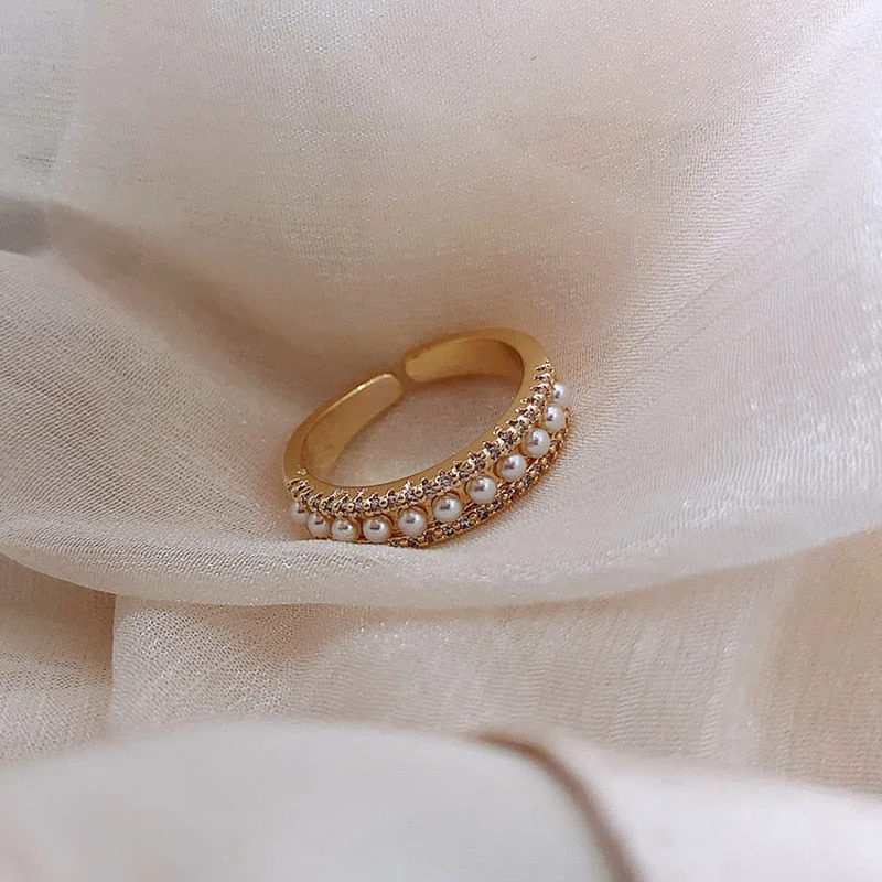 Dames Ring – Volledig Bezet met Fijne Steentjes in Dubbele Rij
