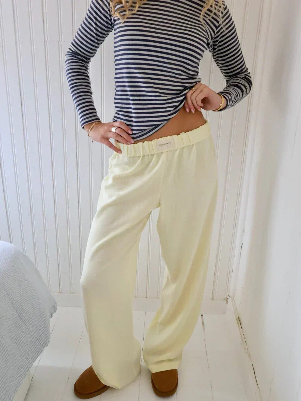 Dames Broek – Losvallend Model met Fijne Streep en Elastische Tailleband