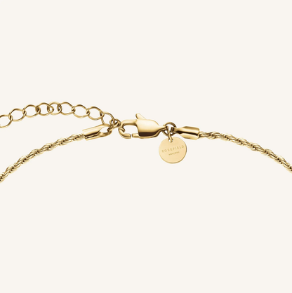 Dames ketting met geribbelde hartvormige hanger – Ronde schakelketting met opvallend middenstuk